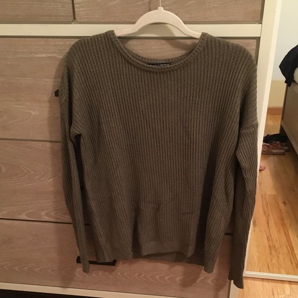 Brandy Melville Sweaters - Olive green Brandy Melville sweater